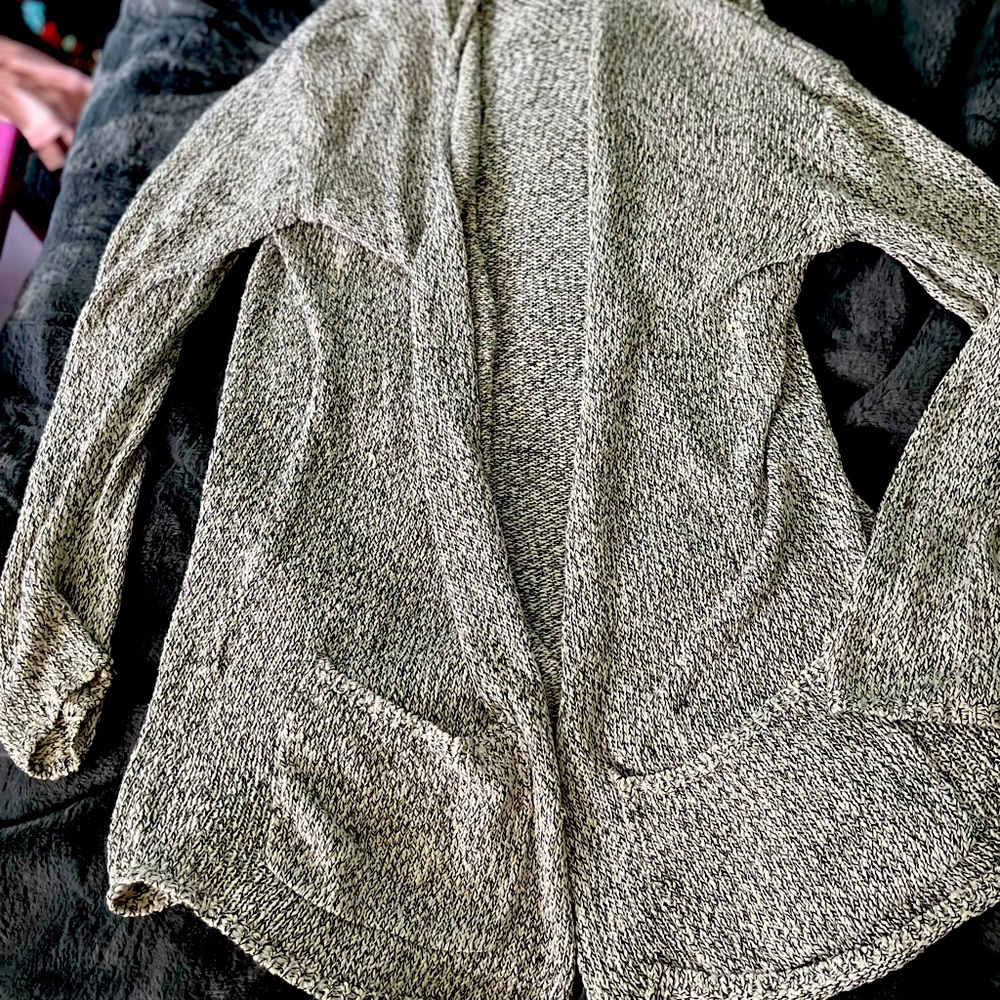 Garage size xs open sweater